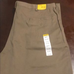 Cabelas flat front chino 36 x 32